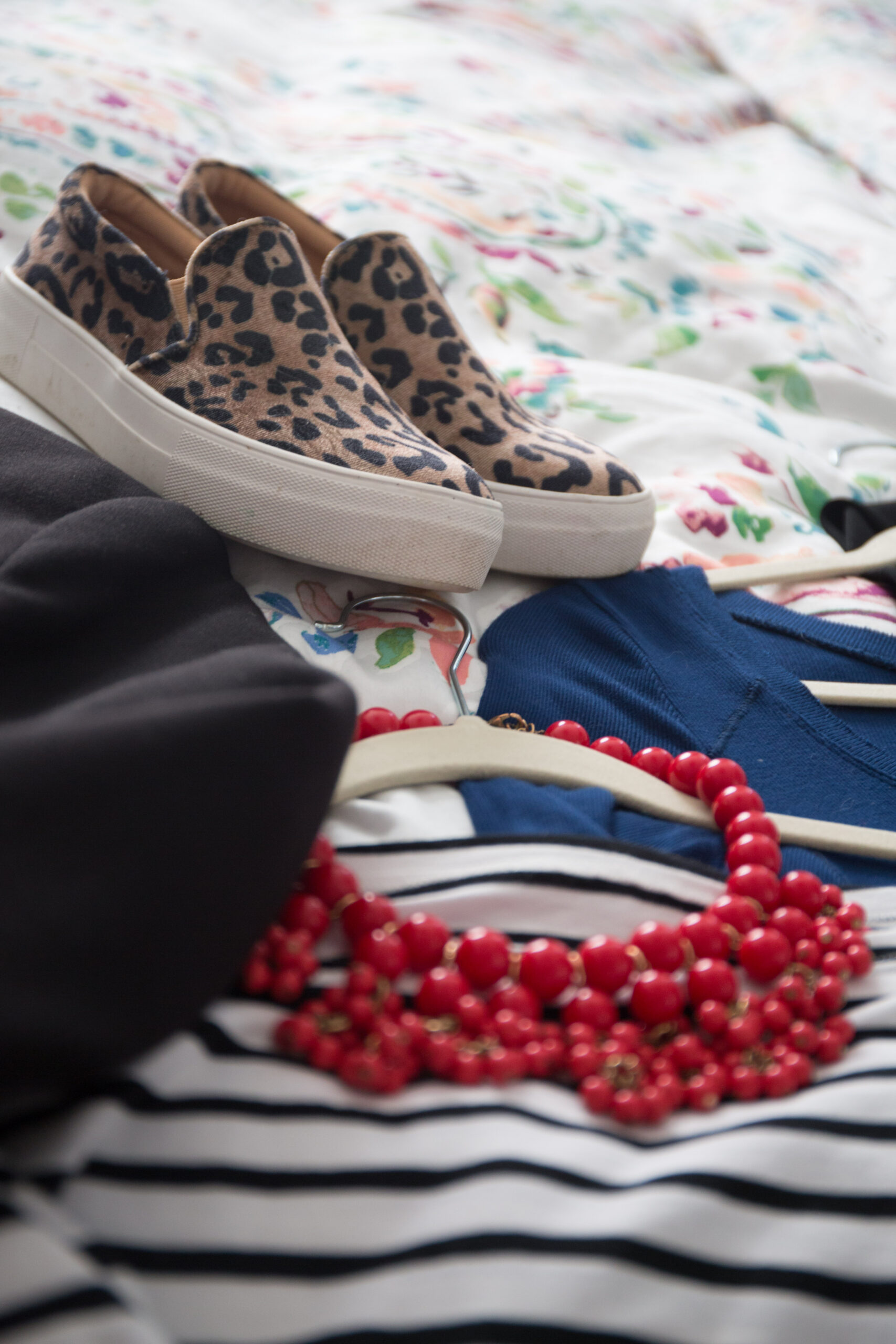 negative space necklack shoes clothing fashion