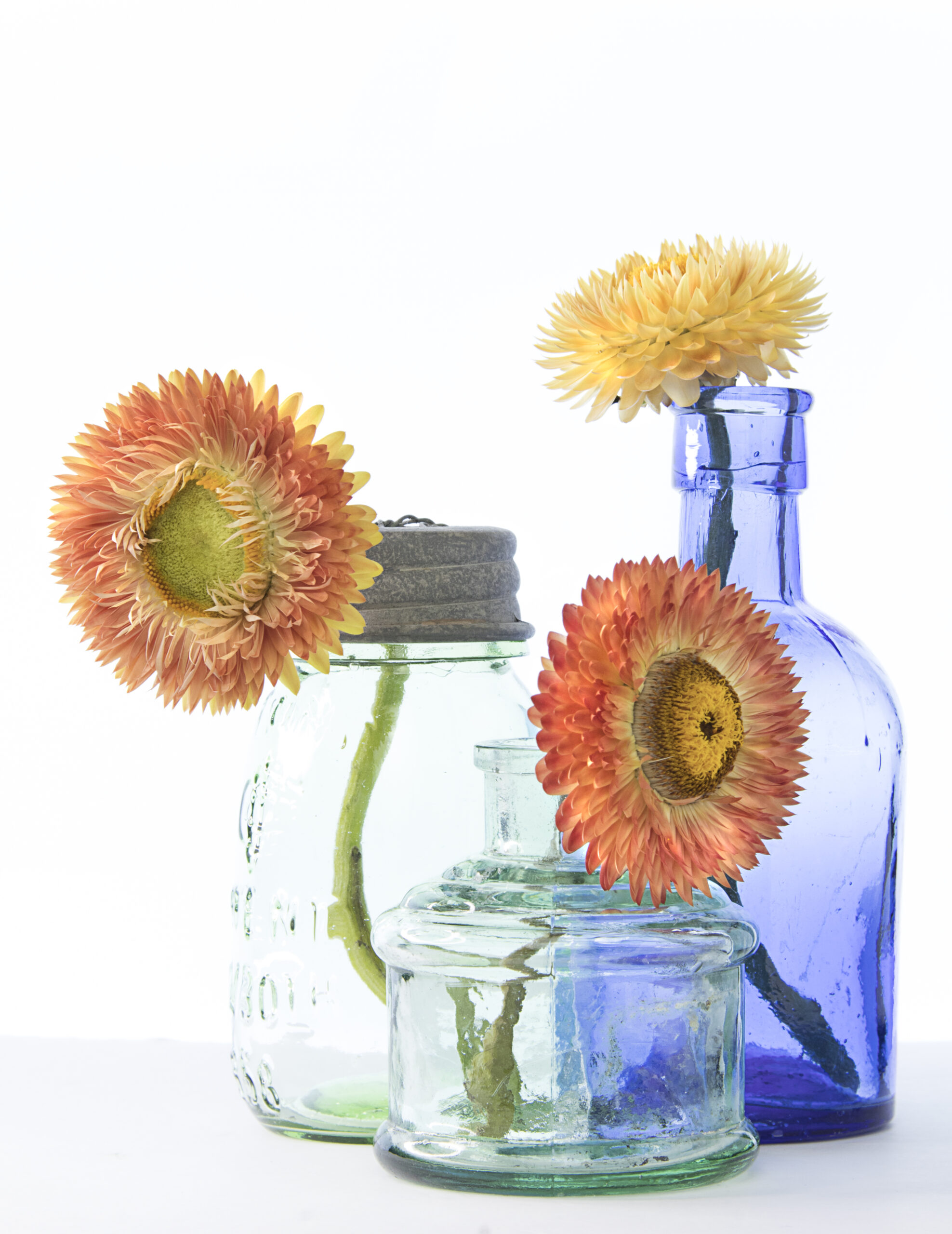 negative space trio flower jars